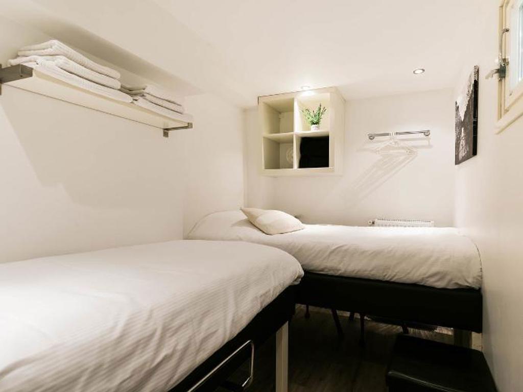 Lovely Canal Apartment อัมสเตอร์ดัม ภายนอก รูปภาพ